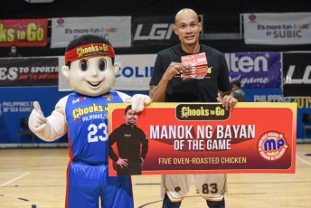 timthumb.php?src=https%3A%2F%2Ftiebreakertimes.com.ph%2Fwp-content%2Fuploads%2F2021%2F03%2F2021-Chooks-to-Go-MPBL-Lakan-Finals-Game-One-Davao-Occi-def-San-Juan-Mark-Yee-1-1024x684.jpg&h=230&q=90&f= Billy Robles saves the day as Davao Occidental stuns San Juan in MPBL Finals Game One Basketball MPBL News  - philippine sports news