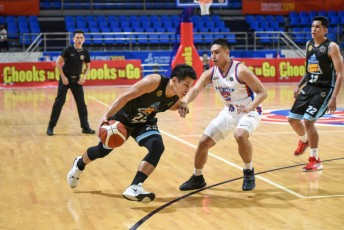 timthumb.php?src=https%3A%2F%2Ftiebreakertimes.com.ph%2Fwp-content%2Fuploads%2F2021%2F03%2F2021-MPBL-Lakan-North-Finals-San-Juan-vs-Makati-Carlos-1024x684.jpg&h=230&q=90&f= San Juan gives five-man Makati 77-point rout, advances to MPBL National Finals Basketball MPBL News  - philippine sports news