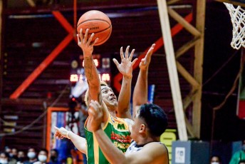 timthumb.php?src=https%3A%2F%2Ftiebreakertimes.com.ph%2Fwp-content%2Fuploads%2F2021%2F08%2F2021-Chooks-VisMin-Mindanao-Finals-Roxas-vs-Basilan-Michael-Juico-1024x683.jpg&h=230&q=90&f= Basilan completes 10-game sweep of VisMin-Mindanao Basketball News VisMin Super Cup  - philippine sports news