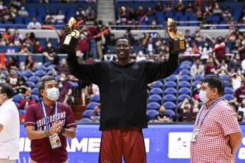timthumb.php?src=https%3A%2F%2Ftiebreakertimes.com.ph%2Fwp-content%2Fuploads%2F2022%2F12%2FUAAP85-MBB-MVP-MALICK-DIOUF-1024x682.jpg&h=230&q=90&f= Malick Diouf becomes fourth Fighting Maroon crowned MVP ADMU AdU Basketball DLSU News UAAP UE UP  - philippine sports news