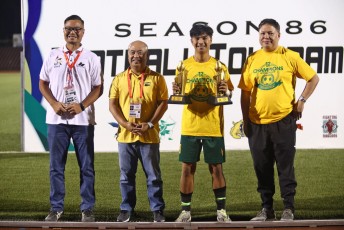 timthumb.php?src=https%3A%2F%2Ftiebreakertimes.com.ph%2Fwp-content%2Fuploads%2F2024%2F02%2FUAAP-85-HSFB-Awards-Individual-Golden-Boot-Theo-Libarnes-1024x683.jpg&h=230&q=90&f= FEU-D celebrates 12th straight UAAP Boys' Football crown ADMU FEU Football News UAAP UST  - philippine sports news