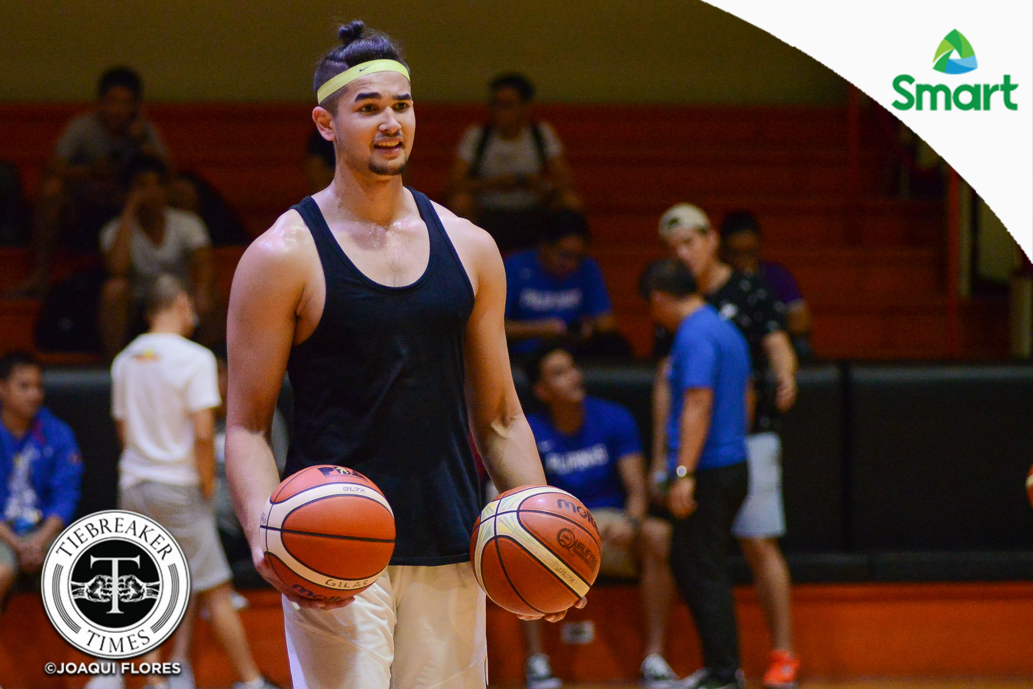 kobe paras going pro