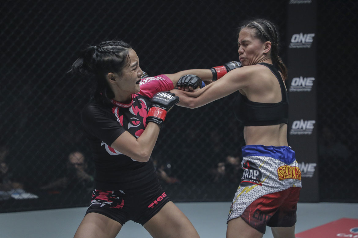 ONE-Warriors-of-the-World-Rika-Ishige-def-Rome-Trinidad All Filipino fighters finished in Warriors of the World Mixed Martial Arts News ONE Championship  - philippine sports news