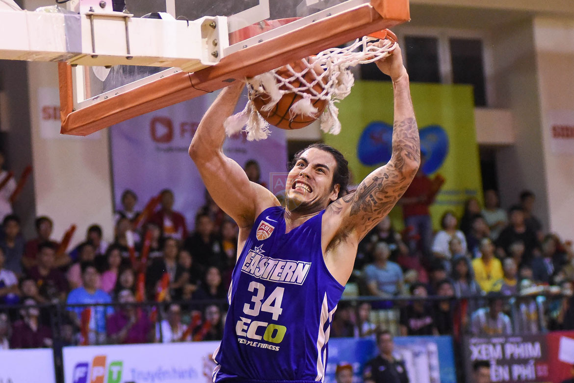 Christian Standhardinger Hong Kong Frustrate Joshua Munzon Westsports