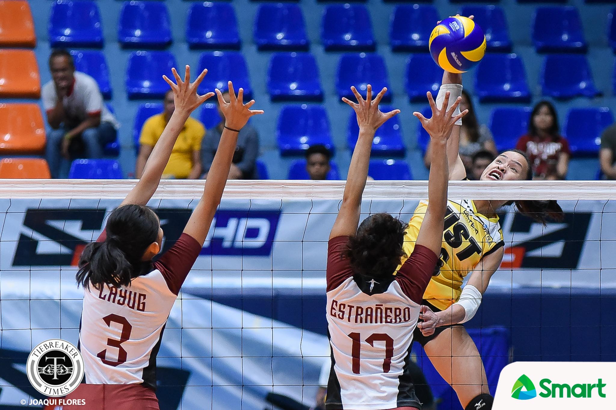 UAAP-80-Volleyball-UST-vs.-UP-Rondina-7332 Golden Tigresses hold players-only meeting after deflating loss to Lady Maroons News UAAP UST Volleyball  - philippine sports news