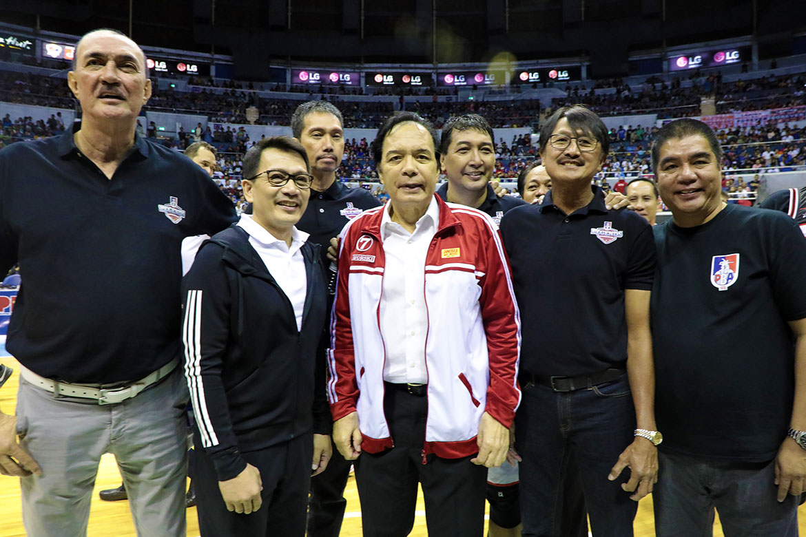 pba-return-of-the-rivals-ginebra-def-purefoods-robert-jaworski Bal David, Vince Hizon, Noli Locsin make most of Gordon's reunion Basketball News PBA  - philippine sports news