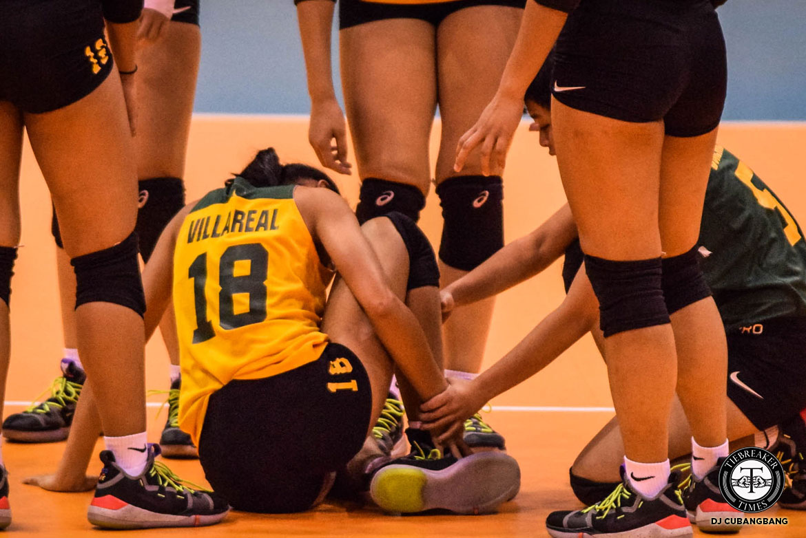 Lycha Ebon suffers knee injury at onset of FEU's five-setter vs Adamson