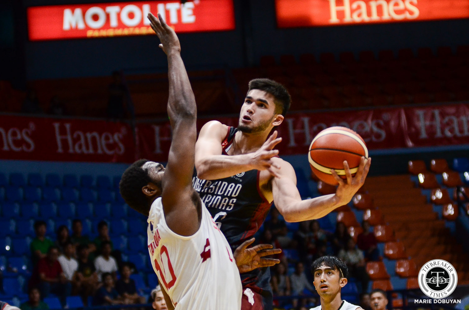 kobe paras up maroons