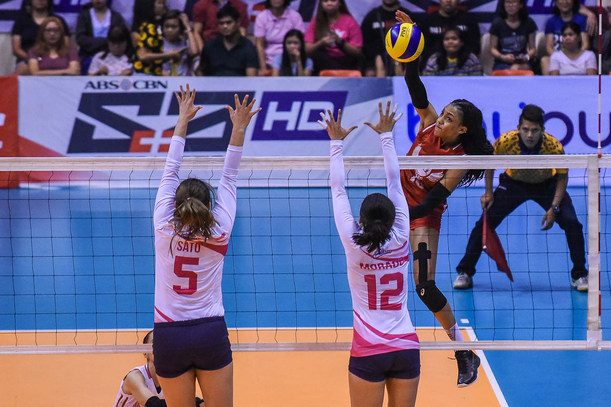 PVL-2019-Creamline-vs.-Petrogazz-Johnson-0269 Alyssa Valdez hopes to erase 'heartbreaking' memories in Ynares News PVL Volleyball - philippine sports news