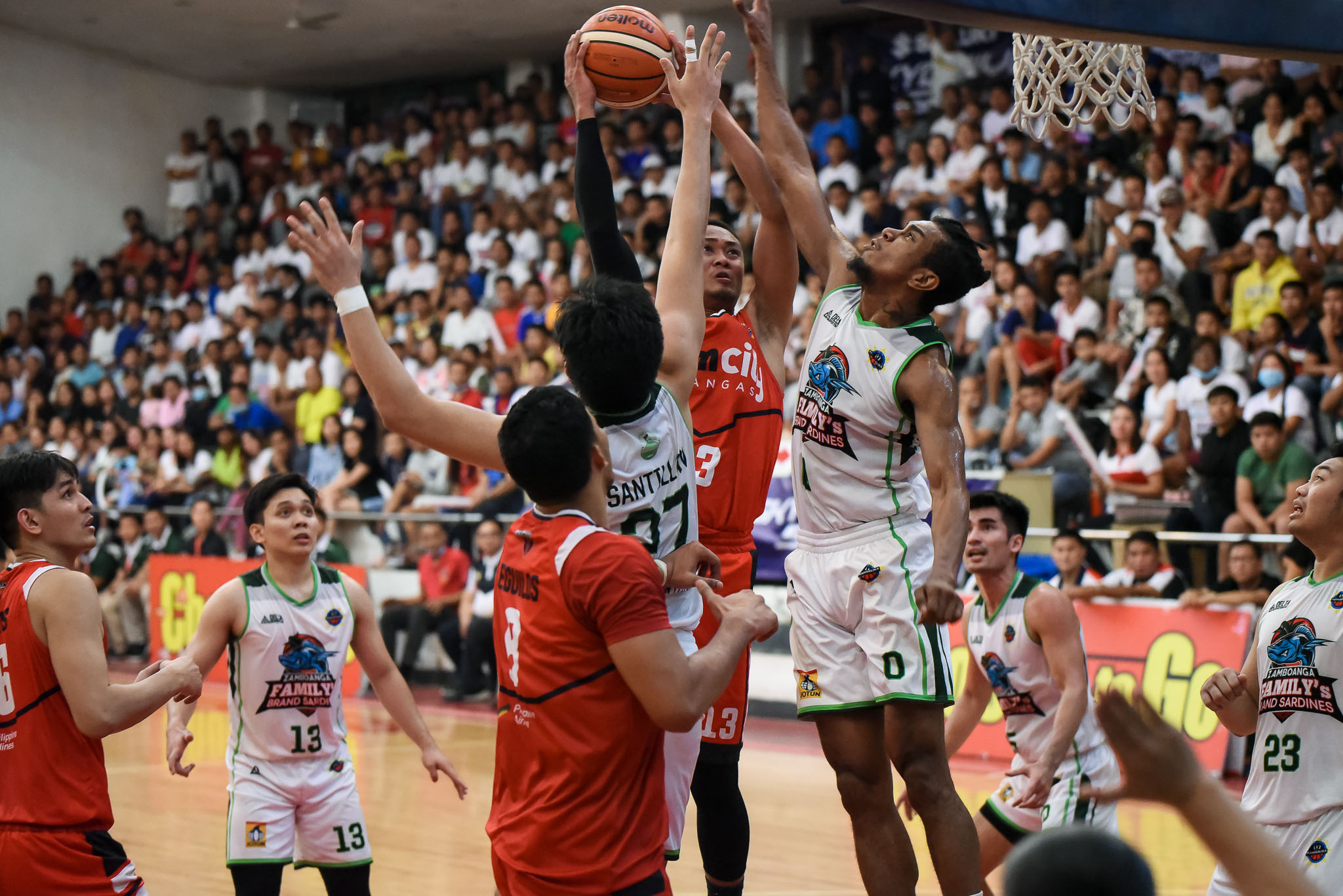 Chooks-MPBL-2019-Batangas-vs-Zamboanga-Melano-2 Adi Santos on willing Batangas to Game 3: 'Ayoko pang magbakasyon' Basketball MPBL News  - philippine sports news