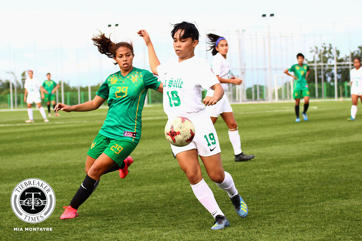PFFWL-2019-Wk-21-M5-Green-Mendaño FEU deals La Salle first-ever PFFWL loss, sends defending champ to title clash vs UST DLSU FEU Football News PFF Women's League UP UST  - philippine sports news