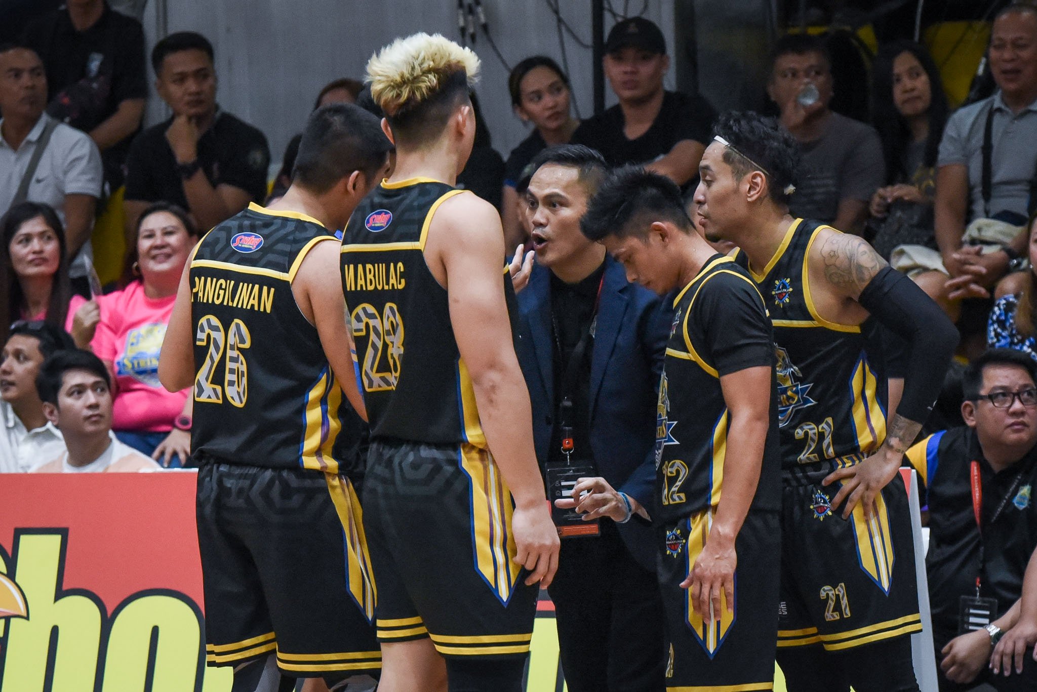 MPBL-2019-2020-Basilan-vs.-Bacoor-1ST-PHOTO-BACOOR Mark Montuano embraces pressure of filling Gab Banal's production Basketball MPBL News  - philippine sports news