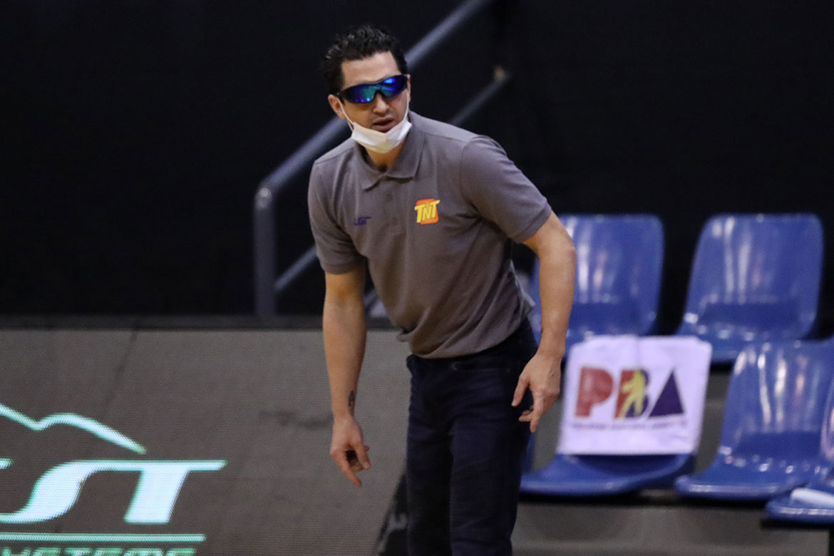 PBA-Season-45-Alaska-vs-TNT-Mark-Dickel Chot Reyes says MVP's offer to coach TNT was 'unexpected' Basketball News PBA - philippine sports news