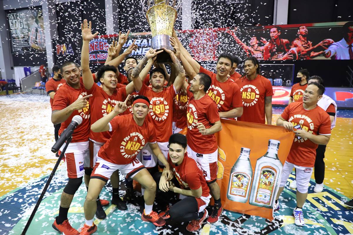 Ginebra survives all-Filipino TNT to clinch playoff berth