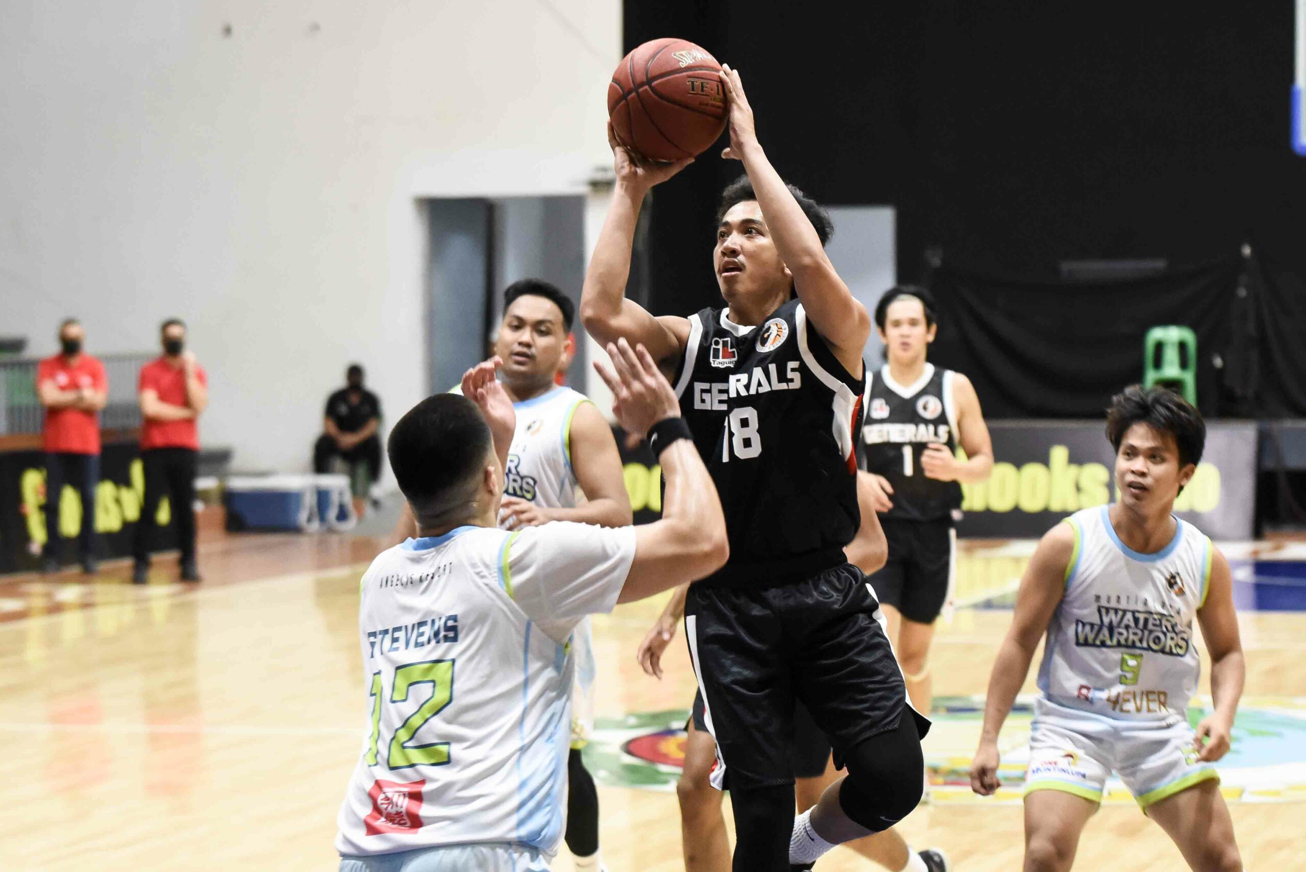 2021-Chooks-NBL-Muntinlupa-vs-Taguig-Mike-Jefferson-Sampurna-Taguig-scaled NBL: Enguio, Mendoza fill statsheet, power Muntinlupa past Taguig Basketball NBL News  - philippine sports news