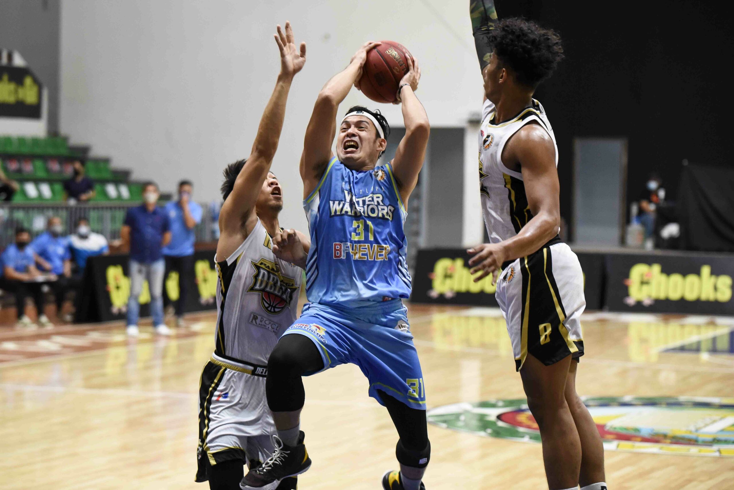 2021-Chooks-NBL-Pampanga-vs-Muntinlupa-Biboy-Enguio-Muntinlupa-scaled Yong, Dyke shine as Pampanga thrashes Muntinlupa in NBL Basketball NBL News  - philippine sports news