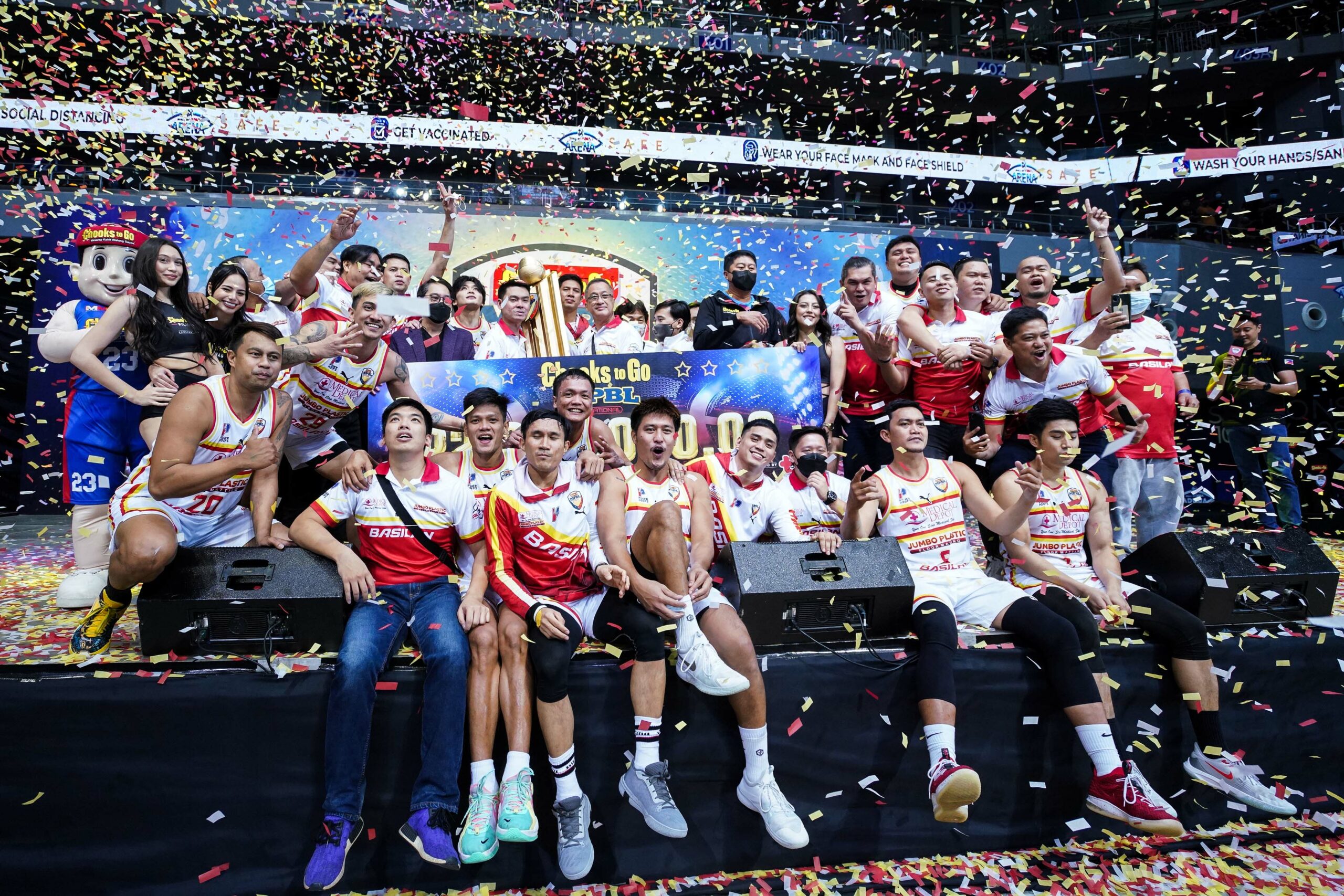 2021-Chooks-MPBL-Basilan-vs-Nueva-Ecija-Rice-Vanguards-scaled 2021 in Review: Basilan redefines regional basketball Bandwagon Wire Basketball MPBL VisMin Super Cup  - philippine sports news