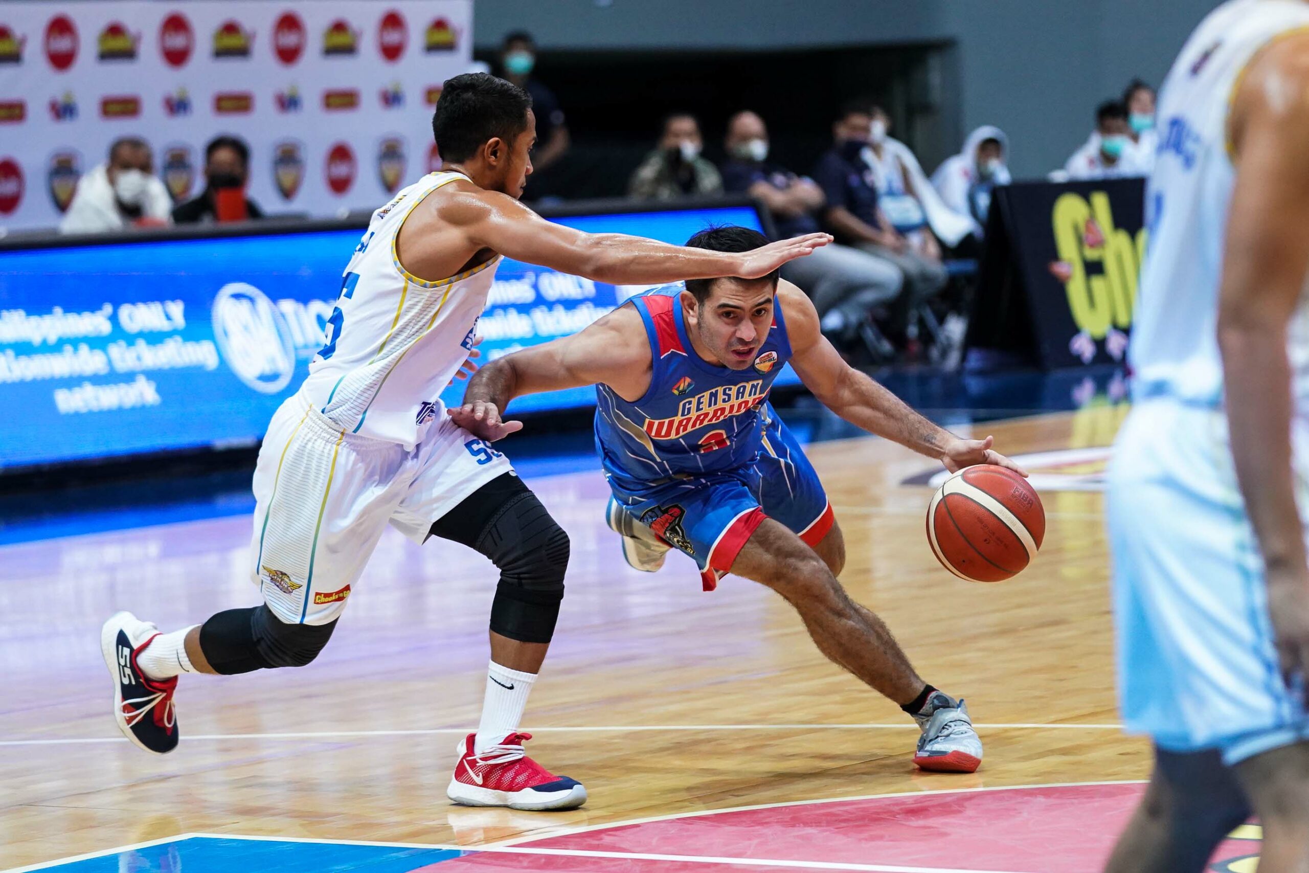 2021-Chooks-MPBL-Mindoro-vs-GenSan-Gerald-Anderson-scaled Gerald Anderson relishes representing hometown GenSan in MPBL Basketball MPBL News  - philippine sports news