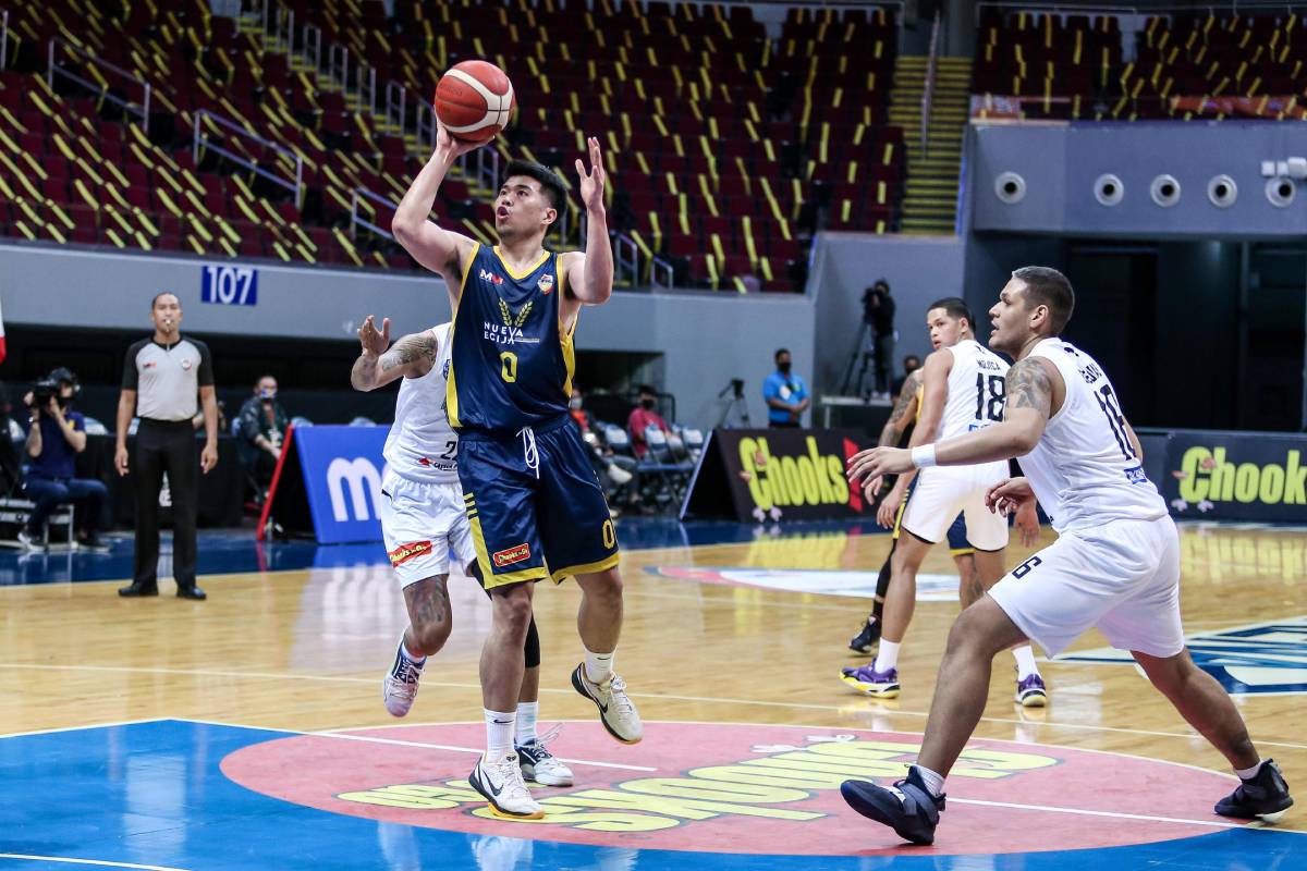 2021-Chooks-MPBL-Val-City-vs-Nueva-Ecija-Will-Gozum Will Gozum makes up for lost time with Nueva Ecija Basketball CSB MPBL News  - philippine sports news
