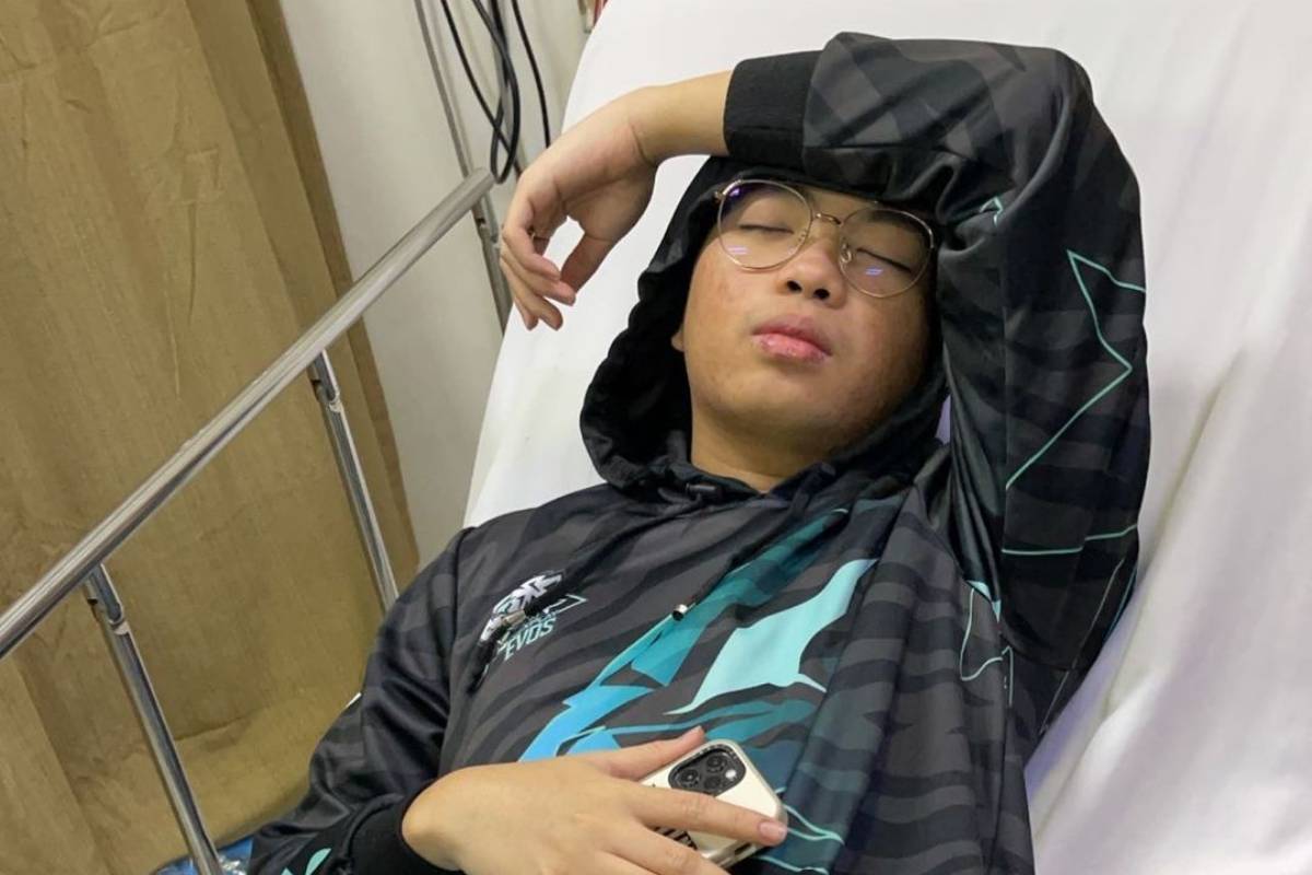 H2wo rushed to hospital prior to NXPE-Blacklist clash