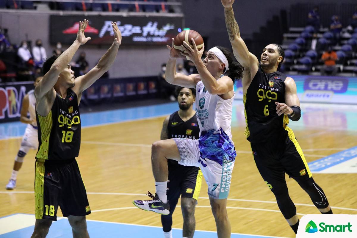 2021-22-PBA-Governors-Cup-Phoenix-vs-TNT-Matthew-Wright-2 From the Block: Is Magnolia's offense sustainable or can Phoenix compete with the elite? Bandwagon Wire Basketball PBA  - philippine sports news