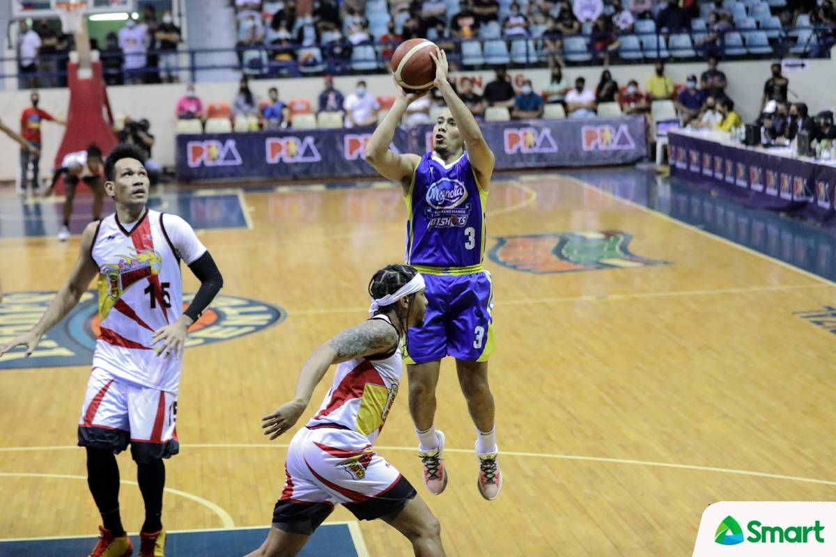 2021-22-PBA-Governors-Cup-San-Miguel-vs-Magnolia-Paul-Lee From the Block: Is Magnolia's offense sustainable or can Phoenix compete with the elite? Bandwagon Wire Basketball PBA  - philippine sports news