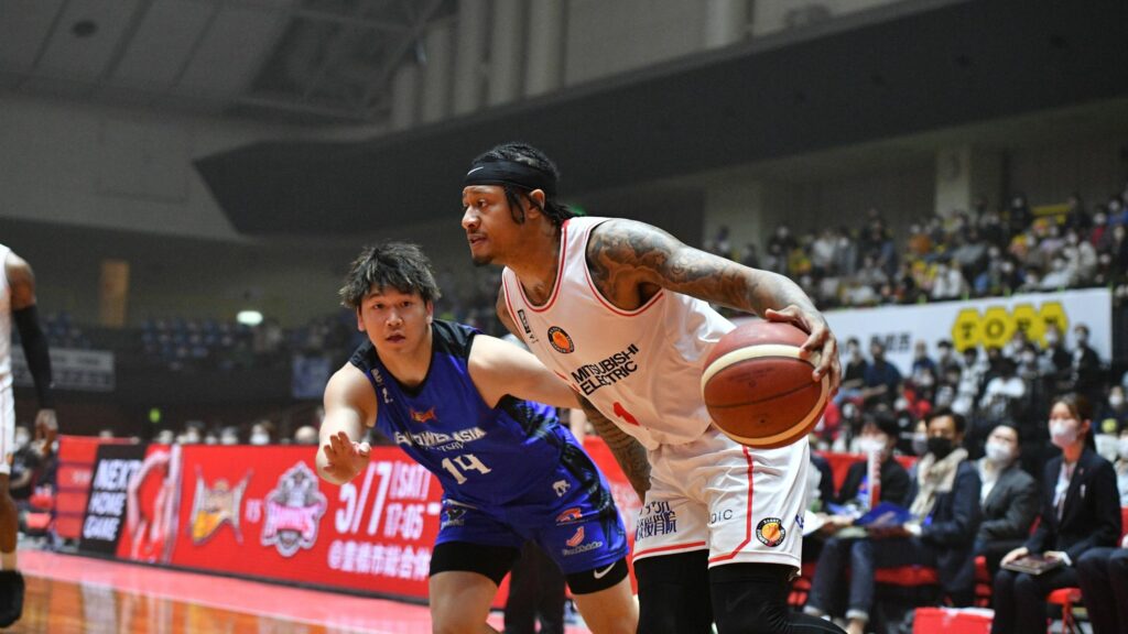 B.League: Parks, Nagoya Continue Tear, Thrash Thirdy-less San-En