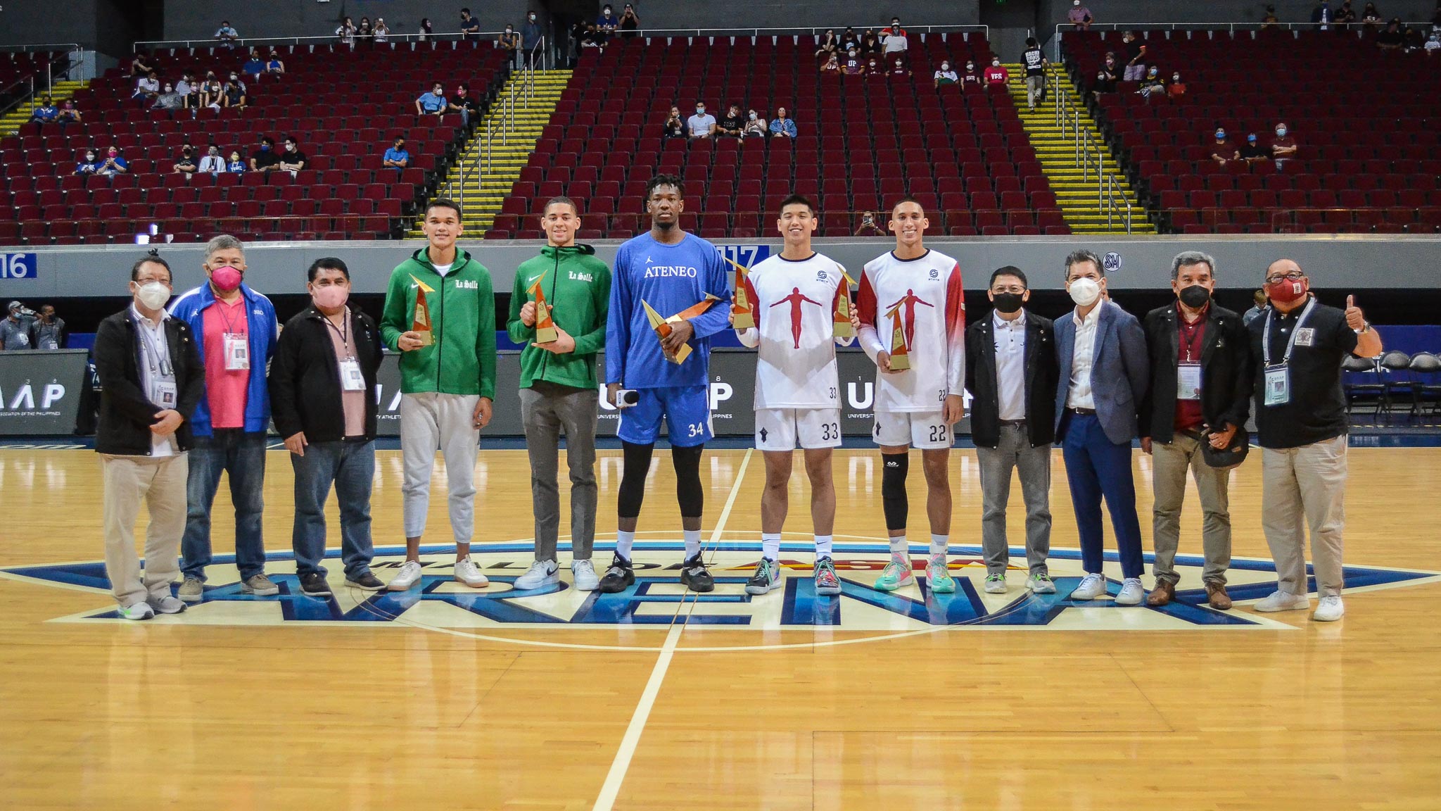 UAAP-84-MBB-Awarding-1156 Kouame becomes first Atenean to win UAAP MVP since Kiefer ADMU Basketball DLSU News UAAP UP  - philippine sports news