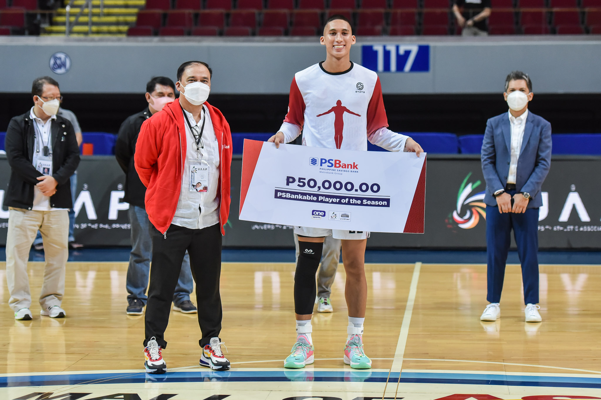 UAAP-84-MBB-Awarding-Zav-Lucero-2383 Kouame becomes first Atenean to win UAAP MVP since Kiefer ADMU Basketball DLSU News UAAP UP  - philippine sports news