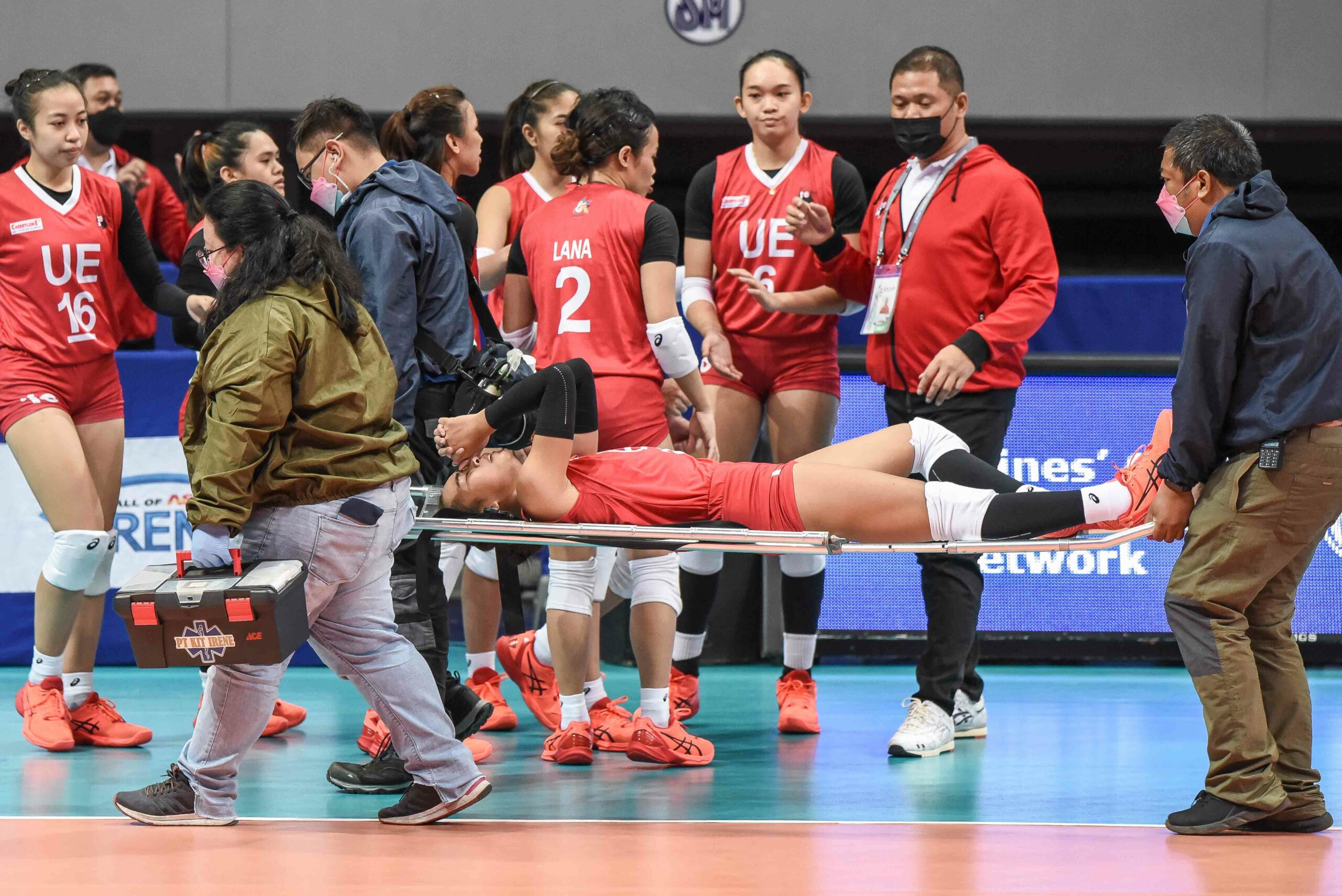 UAAP-84-Womens-Volleyball-FEU-vs-UE-Apple-Lingay-3-1-scaled Ronwald Dimaculangan laments UE closeouts, hopes Lingay injury is nothing serious News UAAP UE Volleyball  - philippine sports news