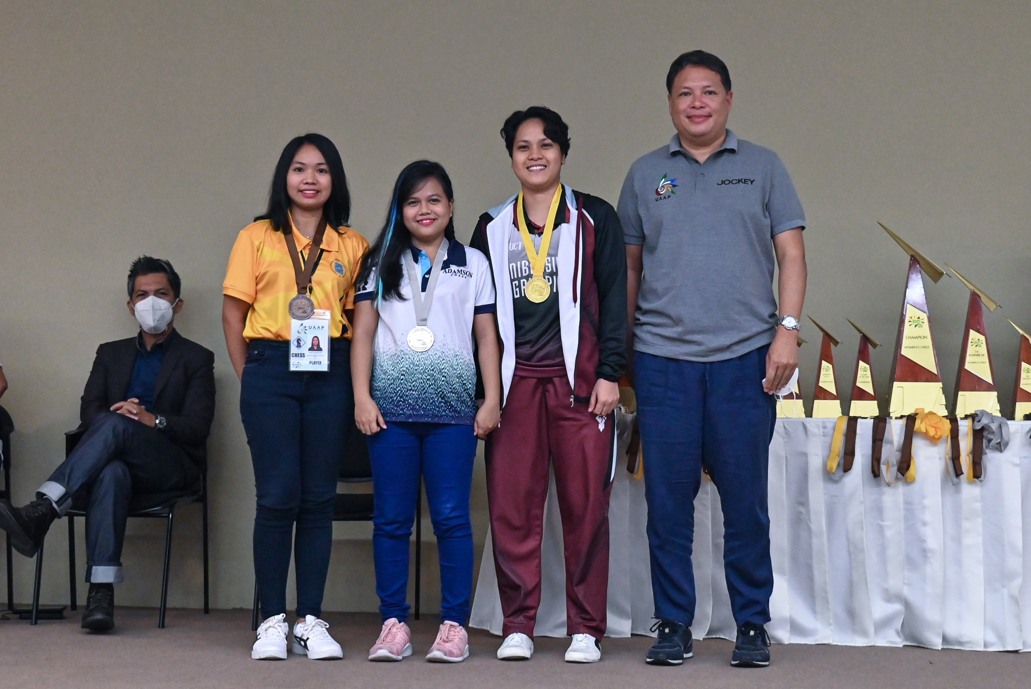 UAAP-S84-Chess-Awarding-Womens-Board-6-Medalists-Katherine-Bunao UAAP 84: Allaney Doroy hailed MVP, leads NU to breakthrough women's chess title ADMU AdU Chess DLSU FEU News NU UAAP UP UST  - philippine sports news