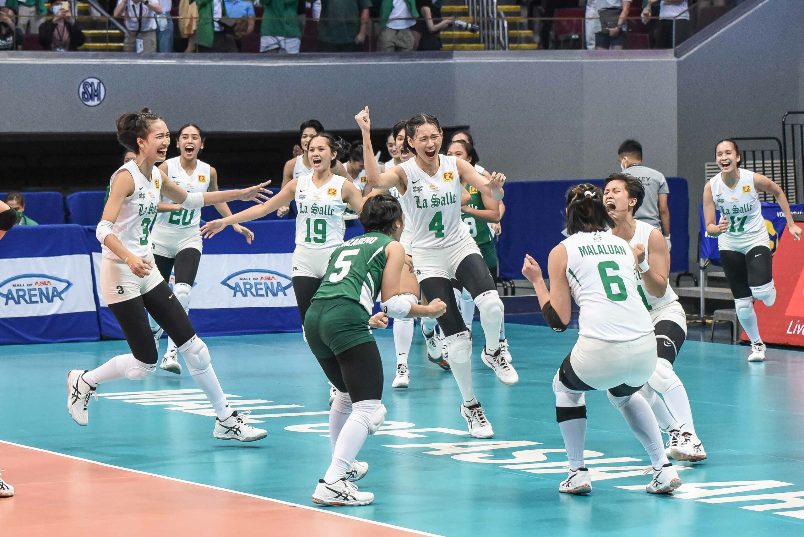 UAAP-Season-84-Womens-Volleyball-DLSU-vs-Ateneo-DLSU-3-scaled UAAP 84: La Salle stands tall over Ateneo for 10th straight time, advances to Finals ADMU DLSU News UAAP Volleyball  - philippine sports news