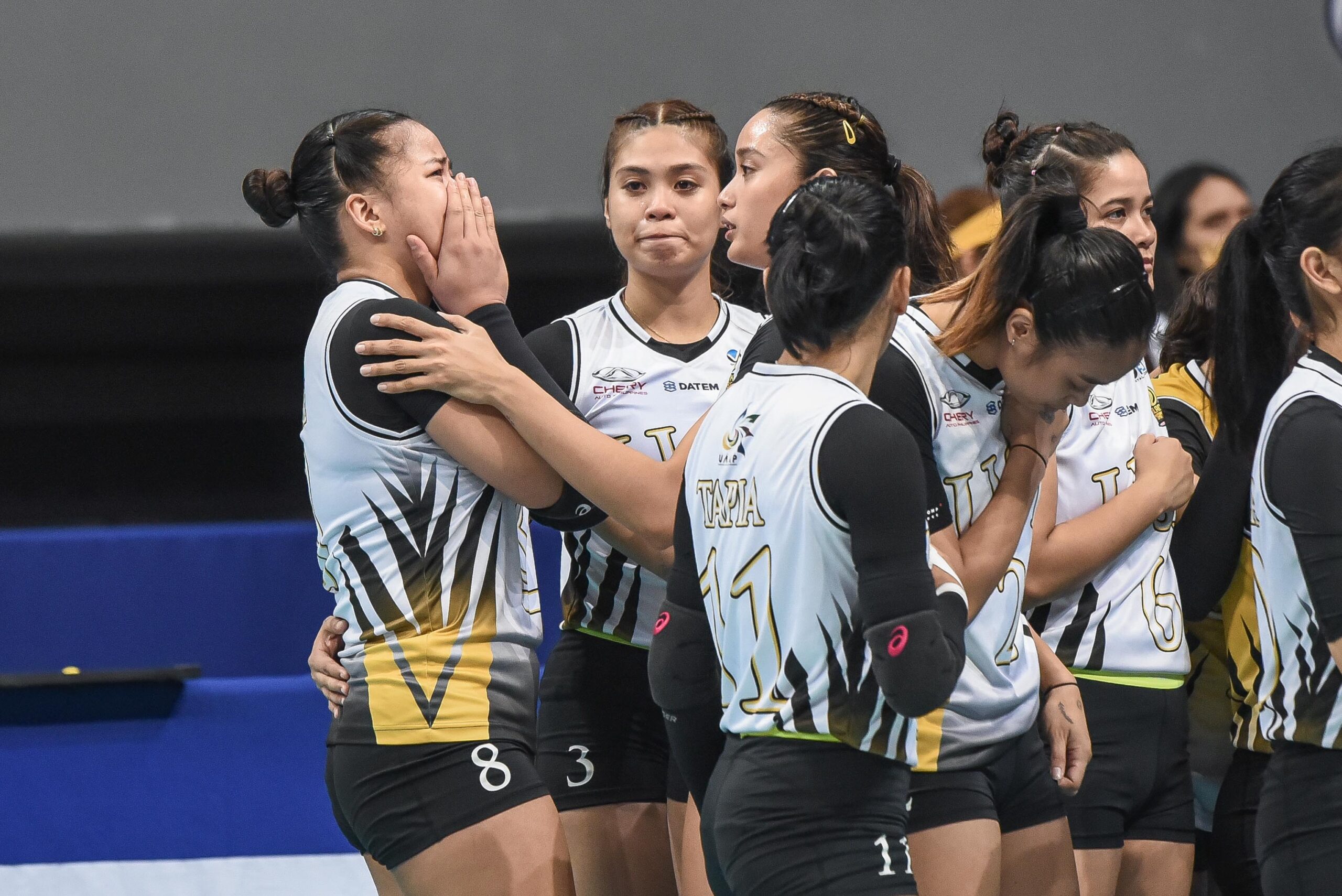 UAAP-Season-84-Womens-Volleyball-UST-vs-Ateneo-Eya-Laure-2-scaled Eya Laure undecided on whether returning to UST or turning pro News UAAP UST Volleyball  - philippine sports news