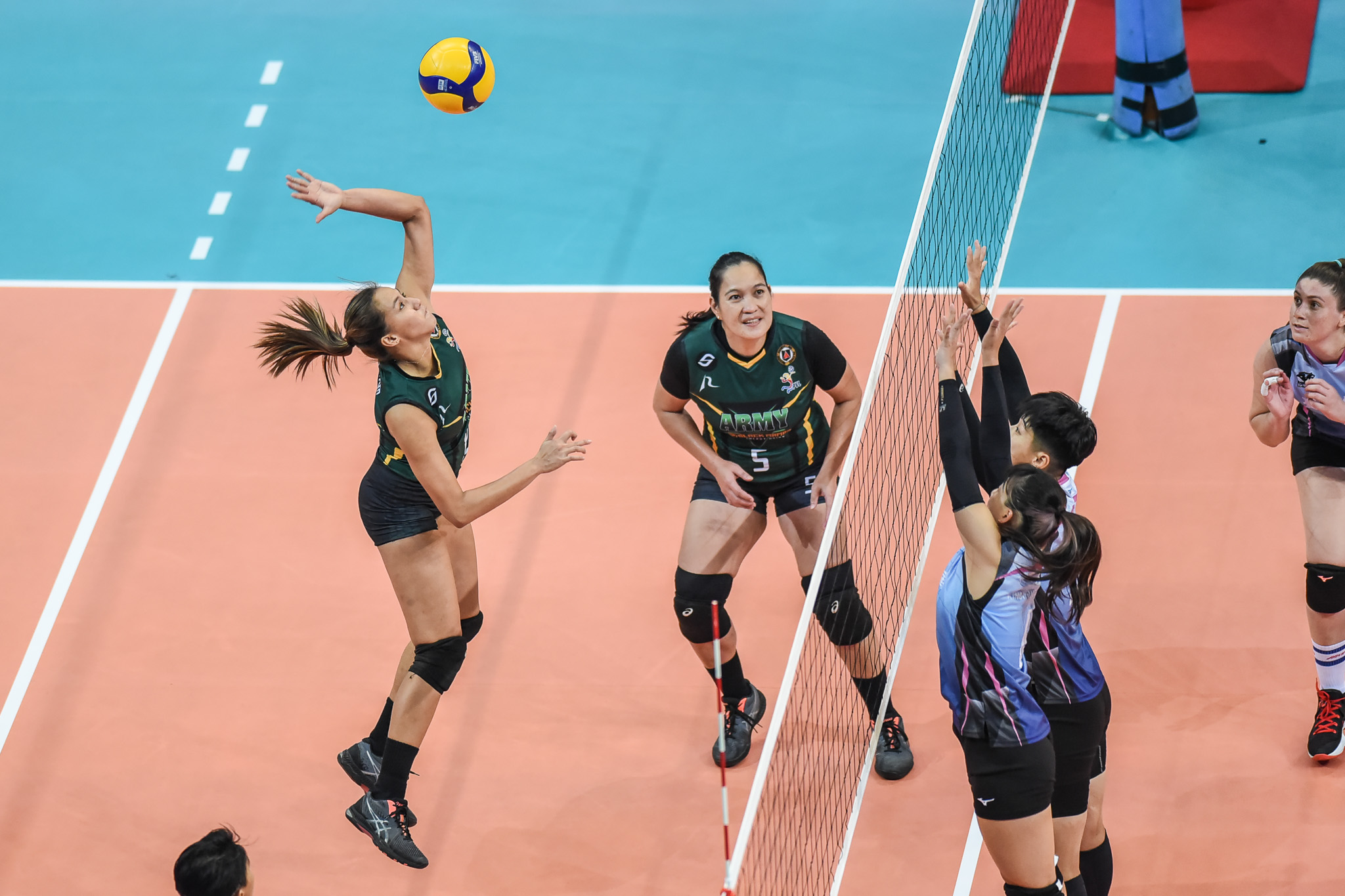 PVL-2022-Invitational-Army-vs.-Kingwhale-Jovelyn-Gonzaga-1486 PVL: Taipei ekes sweep against Army-Black Mamba for win no. 1 News PVL Volleyball  - philippine sports news