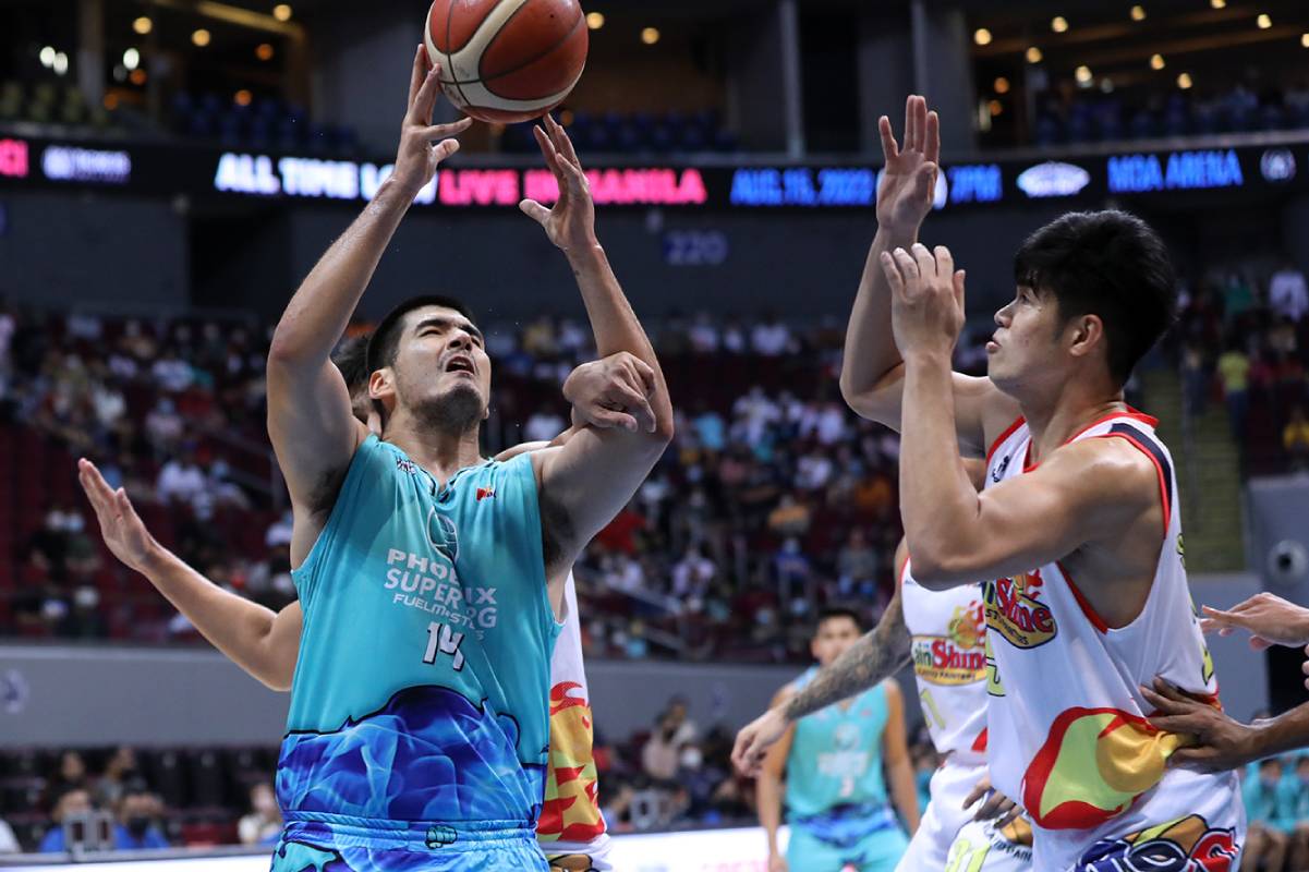 2022-PBA-Philippine-Cup-Phoenix-vs-Rain-or-Shine-Kris-Porter Ayo looks to get more collegiate 'winners' like Melecio, Porter Basketball News PBA  - philippine sports news