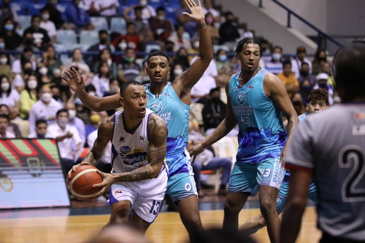 2022-PBA-Commissioners-Cup-Phoenix-vs-Magnolia-Calvin-Abueva Topex Robinson not worried about Phoenix's skid: 'We still have control of our destiny' Basketball News PBA  - philippine sports news
