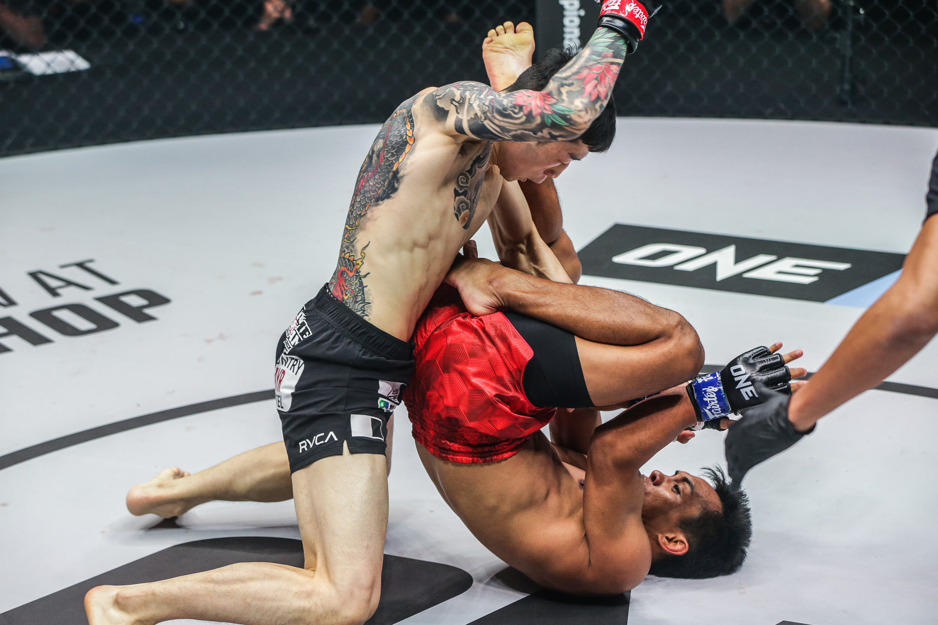 ONE-on-Prime-Video-4-Kim-Jae-Woong-VS-Kevin-Belingon ONE: Kevin Belingon stopped by Kim Jae Woong as skid continues Mixed Martial Arts News ONE Championship  - philippine sports news