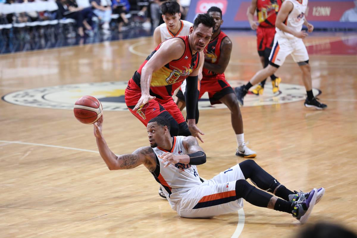 2022-PBA-Commissioners-Cup-San-Miguel-vs-Meralco-June-Mar-Fajardo Norman Black hopes Meralco brass brings back KJ McDaniels for Govs' Cup Basketball News PBA  - philippine sports news