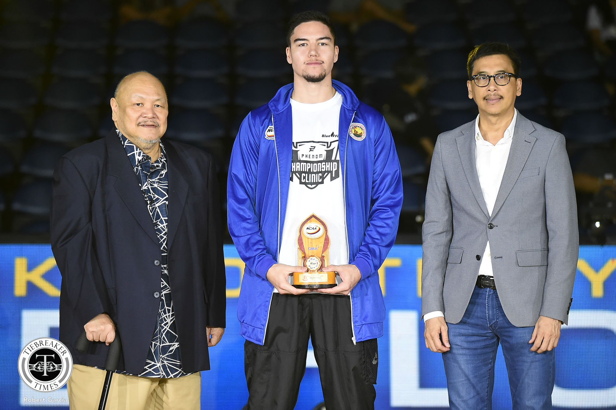 NCAA-98-Awarding-ROY-Cade-Flores NCAA 99 to include third-place game, introduces separate awards for 'rookies', 'freshmen' Basketball CSB CSJL LPU MIT NCAA News  - philippine sports news
