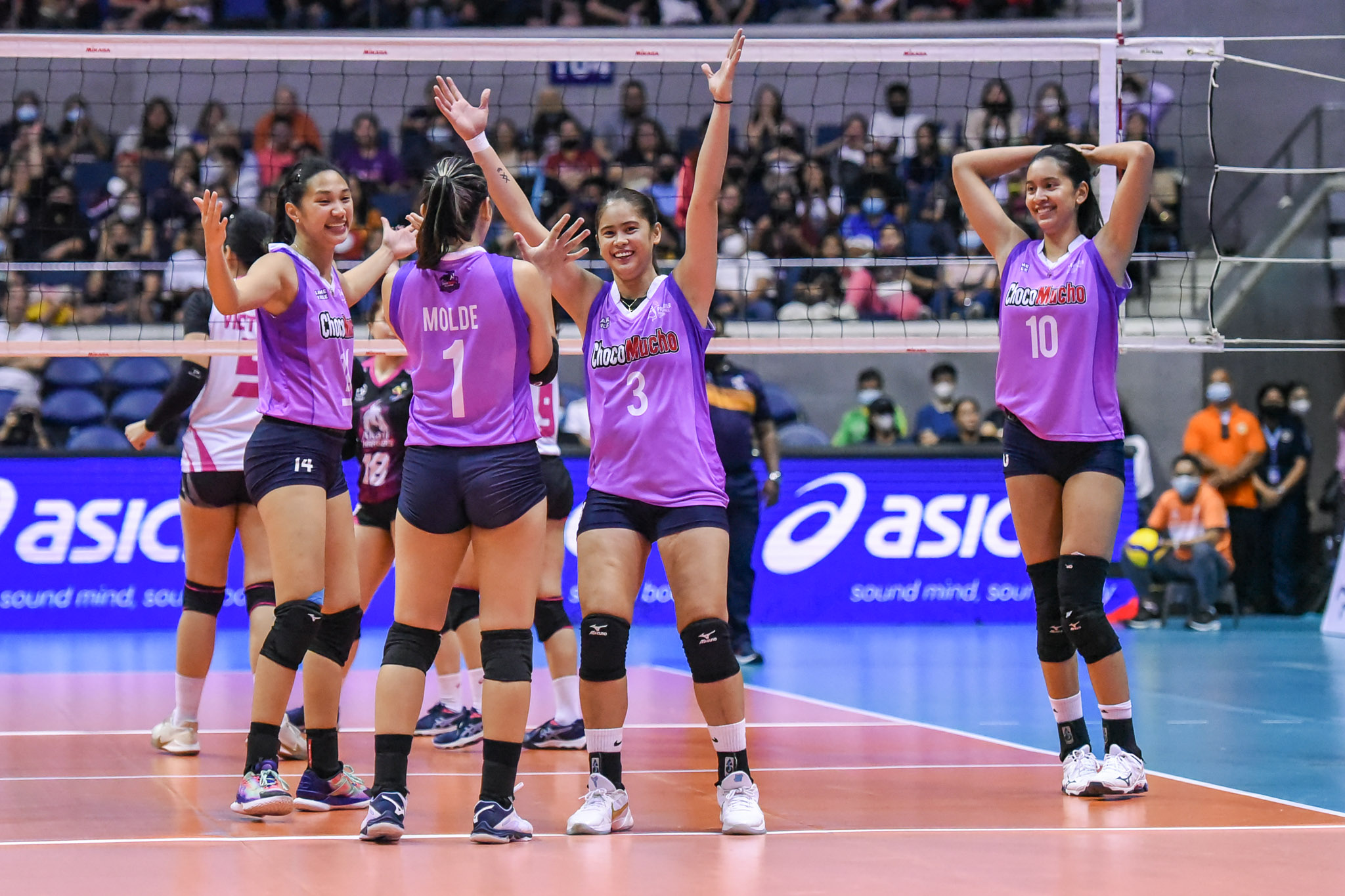 PVL-AFC-2023-Akari-vs.-Choco-Mucho-8039 Alinsunurin relishes debut win: 'Kinikilabutan pa rin ako' News PVL Volleyball  - philippine sports news