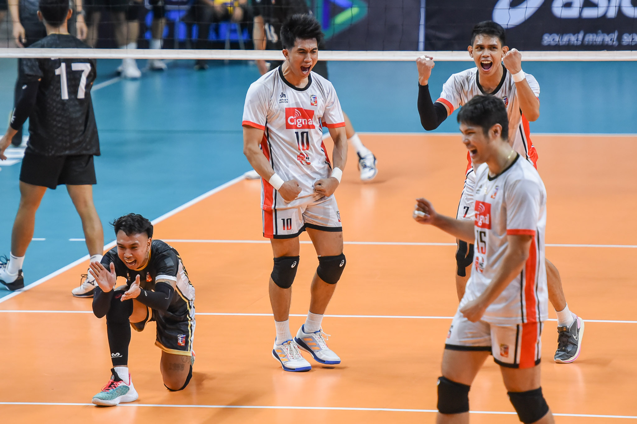 ST-2023-Finals-G1-Cignal-vs.-Cotabato-Wendel-Miguel-3974 Wendel Miguel turns emotional as Espejo deflects Finals performance to him, Casana News Spikers' Turf Volleyball  - philippine sports news