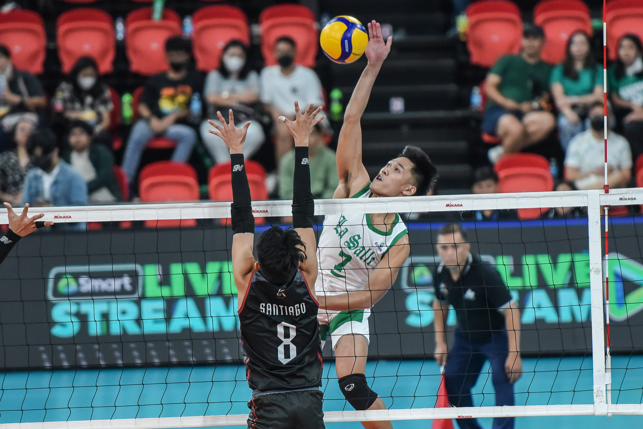 UAAP 85 MVB Maglinao, La Salle quickly dispatch UP, gain share of third