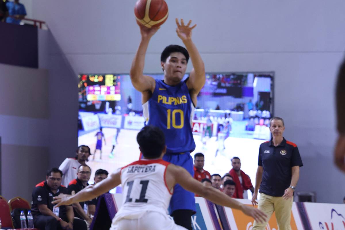 32nd-SEA-Games-Singapore-vs-Gilas-Arvin-Tolentino Tim Cone confident in seamless integration of Gilas replacements to triangle 2023 FIBA World Cup Basketball Gilas Pilipinas News PBA  - philippine sports news