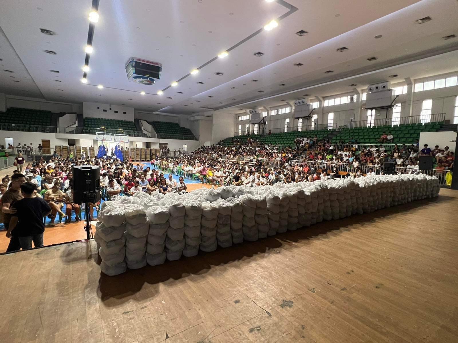 Relief-packs-distributed-to-Barangays-Sto.-Nino-and-San-Pedro Farm Fresh-Letran extends aid to Typhoon Egay-affected Pampanga Basketball CSJL News  - philippine sports news