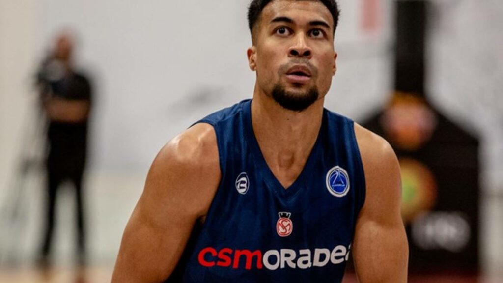 Stephen Holt To Headline 2023 Pba Draft