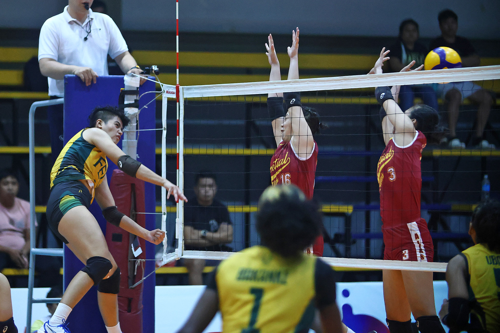V-League-2023-UPH-v-FEU-Chenie-Tagaod-3 CSB blazes on to women's V-League finals as FEU forces decider vs Perpetual CSB FEU News UE UPHSD V-League Volleyball  - philippine sports news