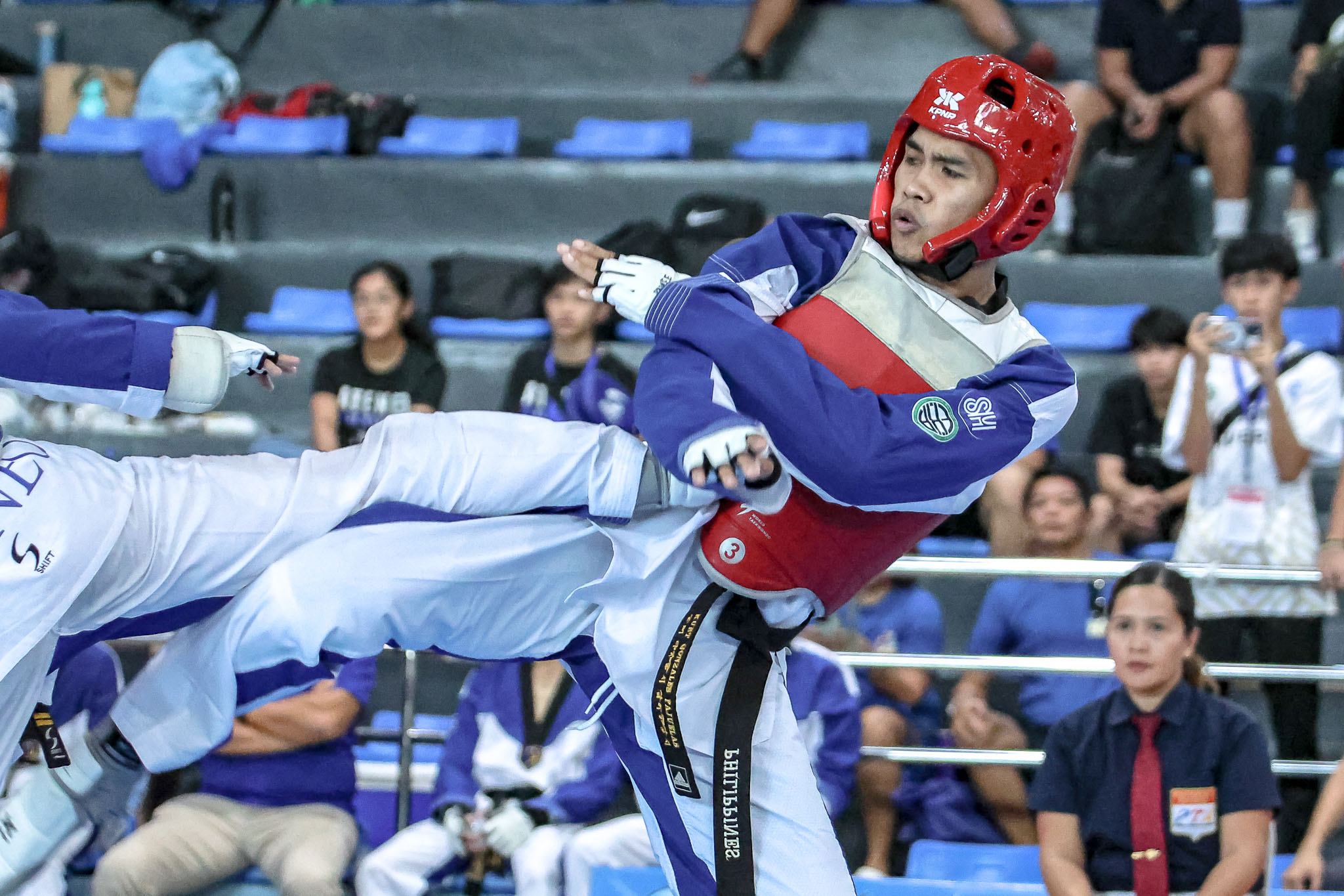 UAAP-86-Kyorugi-Kurt-Pajuelas-NU UAAP 86 Taekwondo: Sturdy Gilbuena steps up for Kurt Barbosa, leads NU to 3-0 start ADMU DLSU FEU News NU Taekwondo UAAP UP UST  - philippine sports news