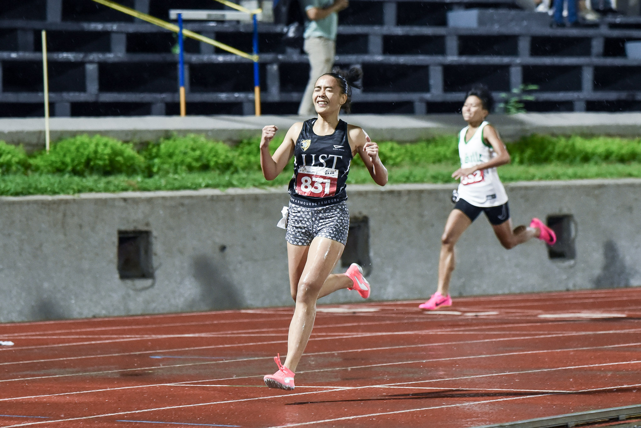 UAAP85-200M-Womens-Pama-Lianne-Diana UAAP 86 Athletics: UP surges to men's lead after Alhryan Labita's record-breaker in 200m ADMU AdU DLSU FEU News NU Track & Field UAAP UE UP UST  - philippine sports news