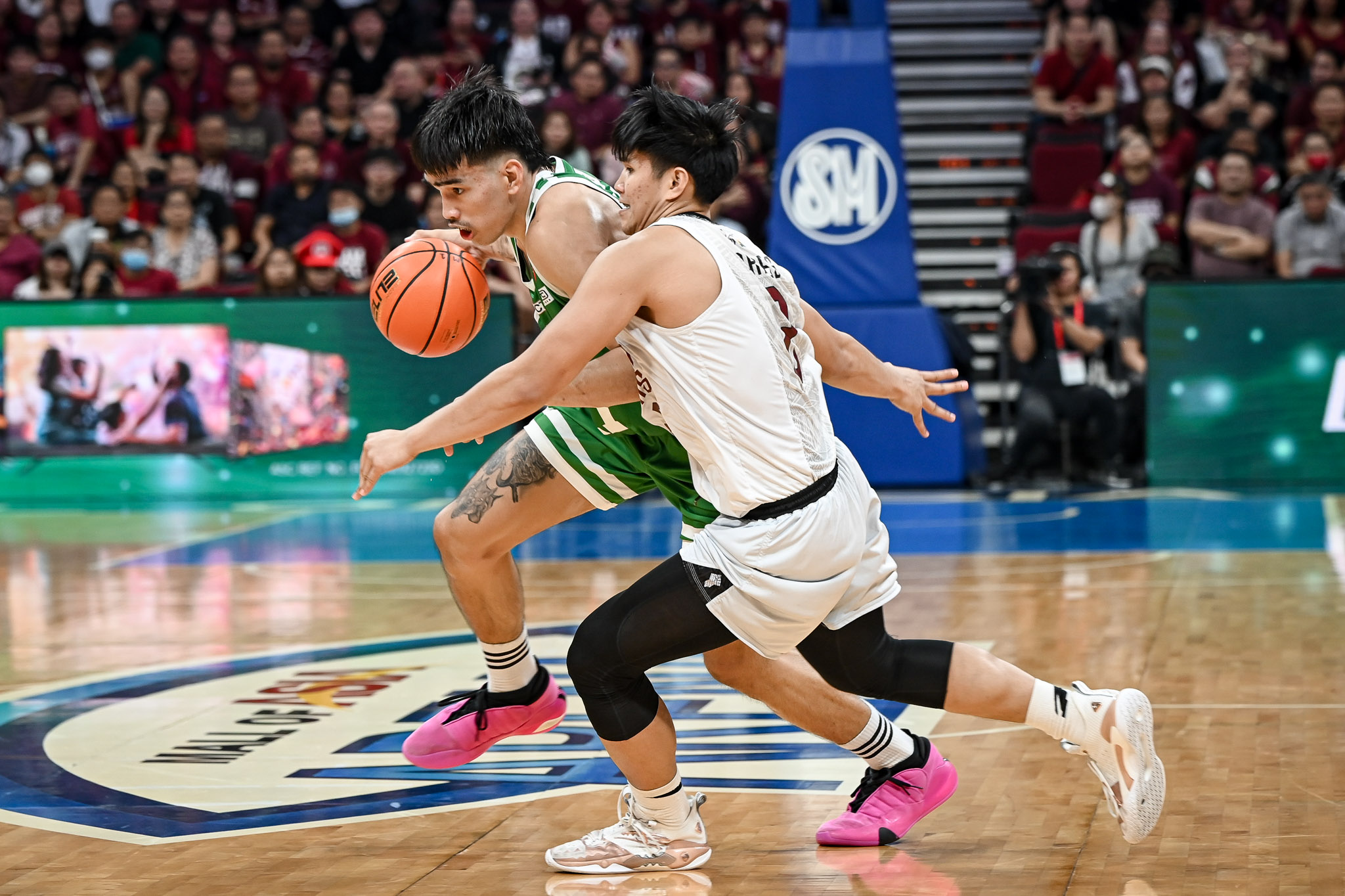 UAAP86-MBB-UP-vs-DLSU-KEVIN-QUIAMBAO-7272 Reyland Torres puts clamps on good pal Kevin Quiambao in Game 1 Basketball News UAAP UP  - philippine sports news