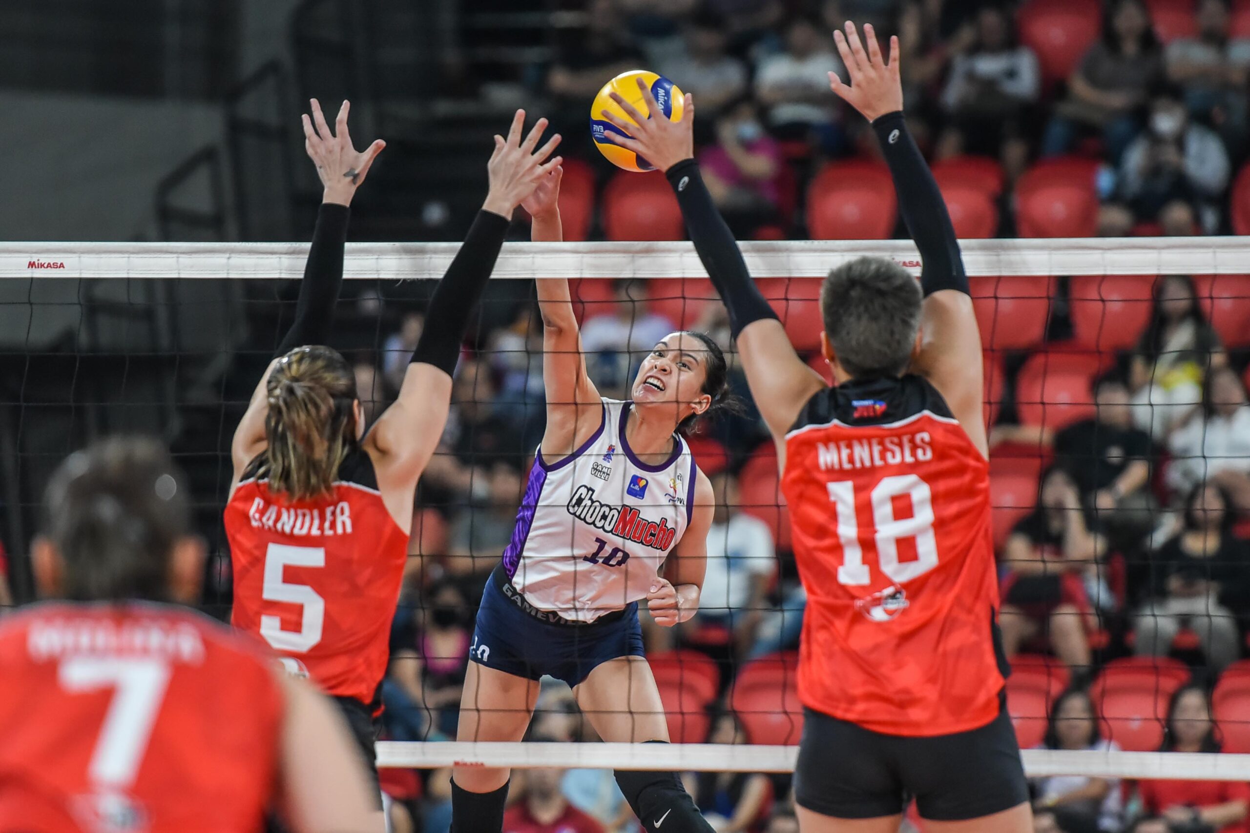 PVL-AFC-Semis-Cignal-vs.-Choco-Mucho-Kat-Tolentino-4813-scaled PVL: No meltdowns this time as Choco Mucho sweeps Cignal, forces do-or-die News PVL Volleyball  - philippine sports news